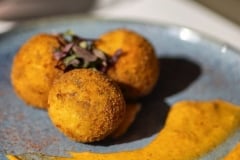 lice B. Palm Springs