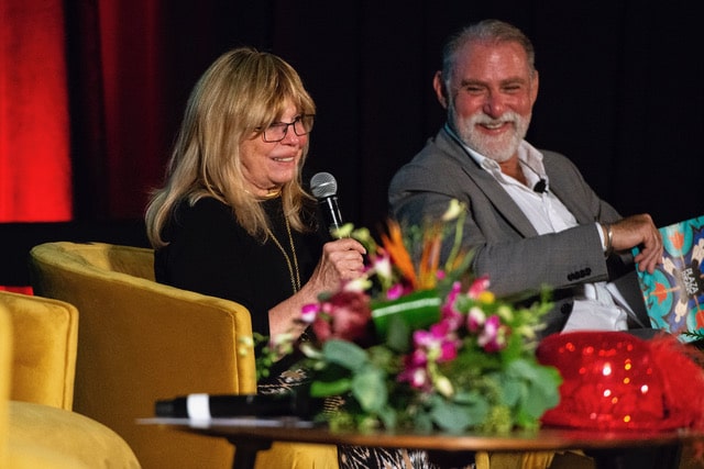 Nancy Sinatra Makes Rare Public Appearance at Palm Springs’ Plaza Theatre