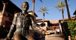 Bronze Statue of Sonny Bono in downtown Palm Springs on Palm Canyon Drive